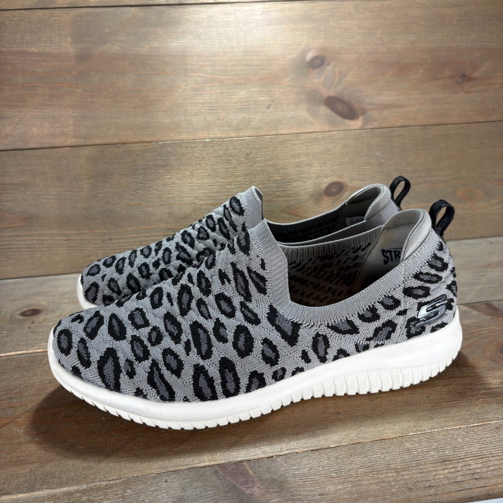 Skechers Ultra Flex Womens size 8.5 wide shoes Gray Leopard Print sneakers